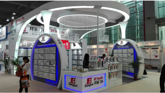 邦派拉手精品展臺在2016屆國際五金展會上精彩綻(圖4) 邦派拉手精品展臺在2016屆國際五金展會上精彩綻(圖4)