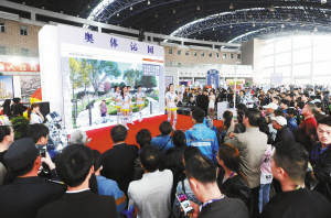 2016中國徐州春季房博會落幕 數(shù)千市民觀展(圖1) 2016中國徐州春季房博會落幕 數(shù)千市民觀展(圖1)