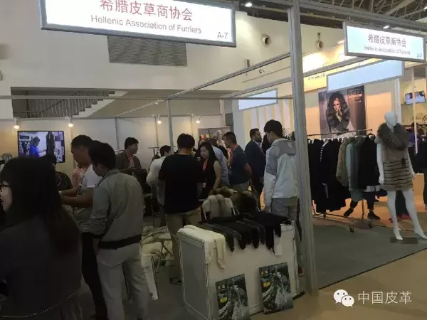 2016北京國(guó)際皮草時(shí)裝展 皮草行業(yè)注入正能量(圖6) 2016北京國(guó)際皮草時(shí)裝展 皮草行業(yè)注入正能量(圖6)