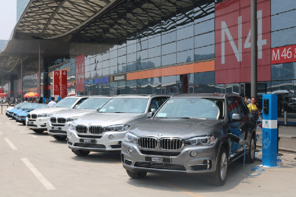 2016亞洲CES展BMW電力十足！(圖12)