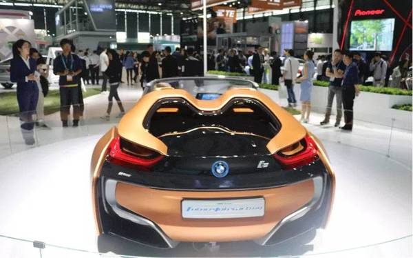 2016亞洲CES展BMW電力十足！(圖7)