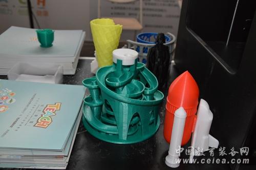 沈陽展會(huì) 銘展科技攜TEACH創(chuàng)新學(xué)園精彩亮相(圖4) 沈陽展會(huì) 銘展科技攜TEACH創(chuàng)新學(xué)園精彩亮相(圖4)