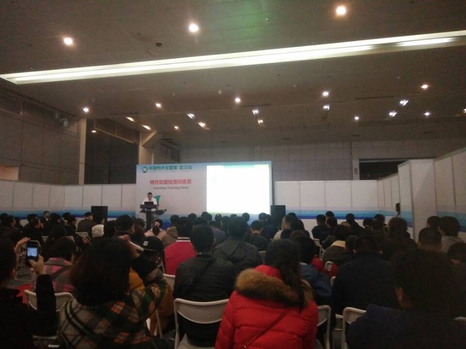 直營or加盟 從中國特許加盟展看商業(yè)新風(fēng)向(圖2) 直營or加盟 從中國特許加盟展看商業(yè)新風(fēng)向(圖2)